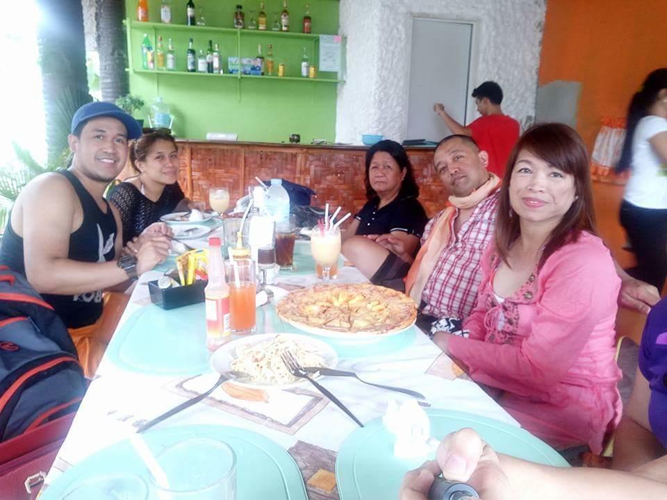 Guanna's Place Room&Resto Bar Isla de Malapascua Exterior foto