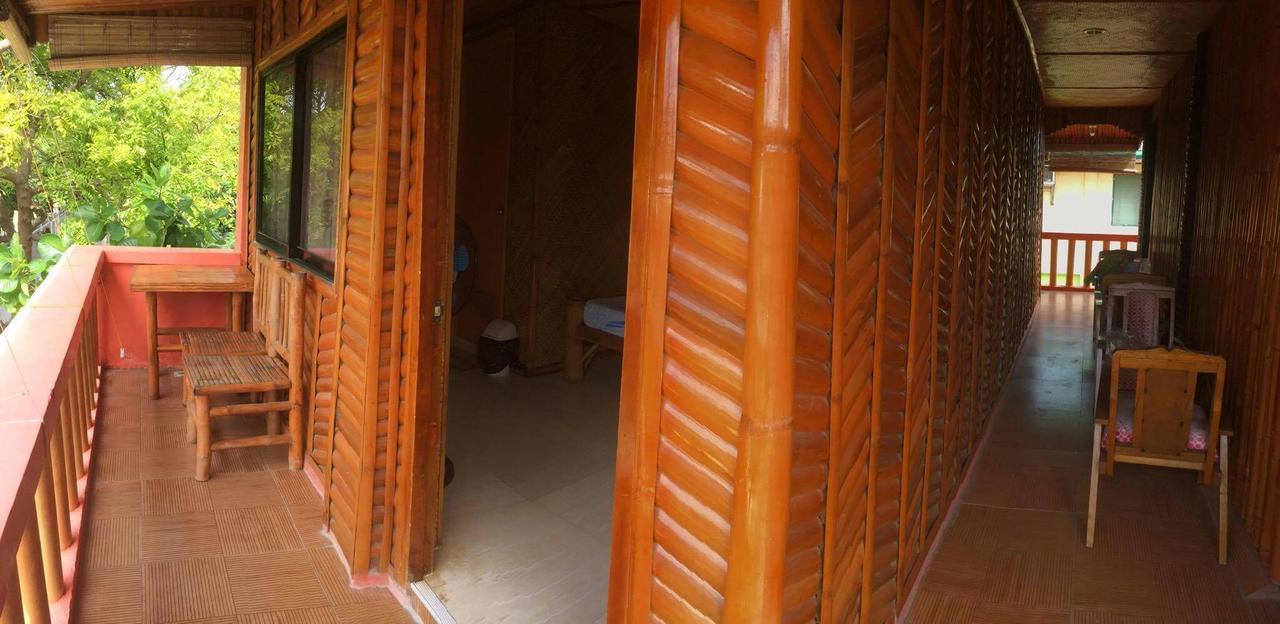 Guanna's Place Room&Resto Bar Isla de Malapascua Exterior foto