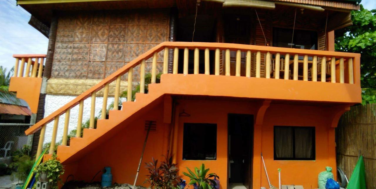 Guanna's Place Room&Resto Bar Isla de Malapascua Exterior foto