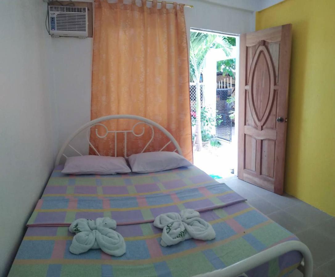 Guanna's Place Room&Resto Bar Isla de Malapascua Exterior foto